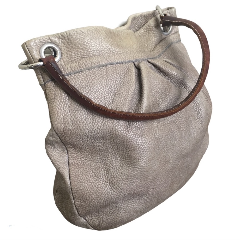 ROOTS Taupe Beige Pebbled Leather Olivia Large Slouchy Hobo Shoulder Bag Purse - Picture 4 of 11